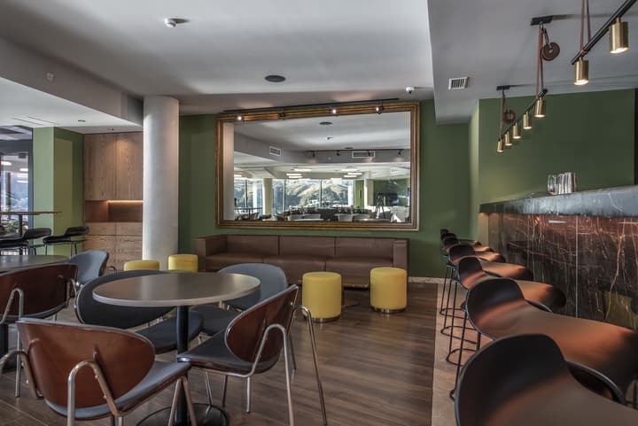 Golden Tulip Design Tbilisi