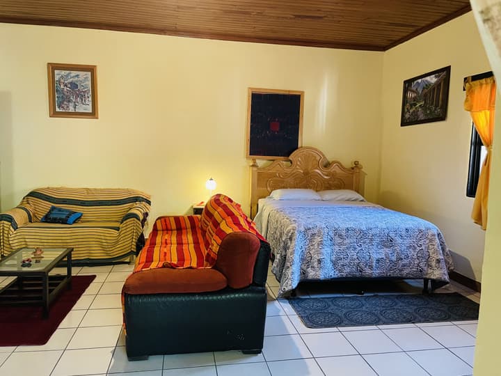 Jabel Tinamit Hotel & Villas