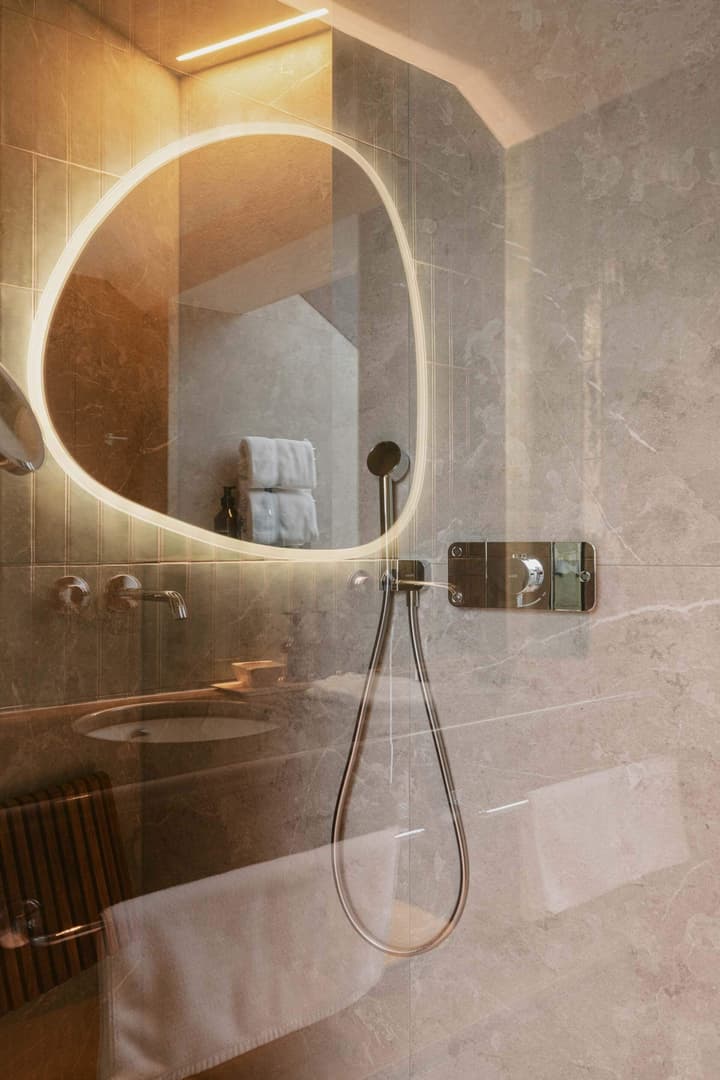 New Hotel Kristberg in Lech with Spa, outdoor pool and panoramic view