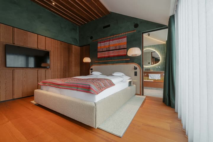 New Hotel Kristberg in Lech with Spa, outdoor pool and panoramic view