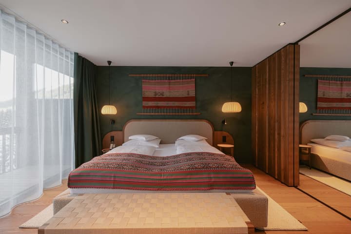 New Hotel Kristberg in Lech with Spa, outdoor pool and panoramic view