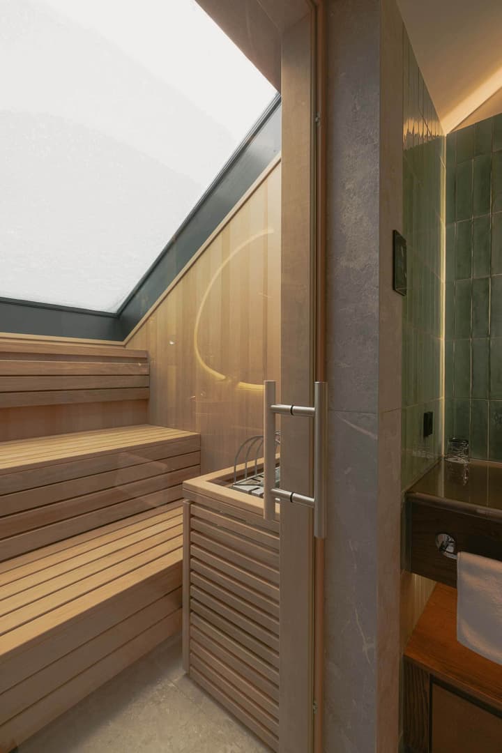 New Hotel Kristberg in Lech with Spa, outdoor pool and panoramic view