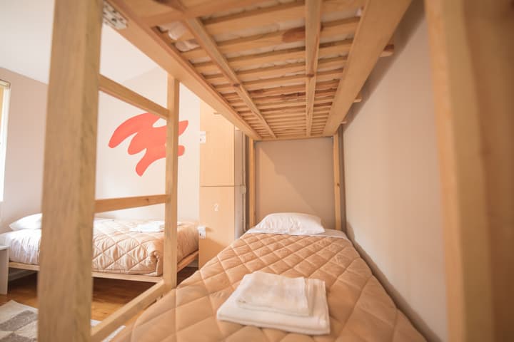 Mosaic Home - Hostel