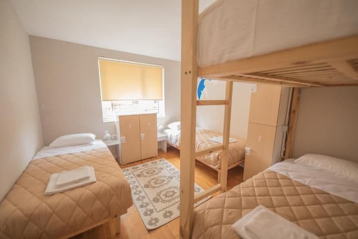 Mosaic Home - Hostel
