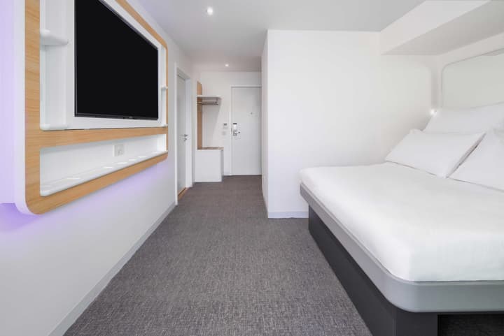 YOTEL Edinburgh