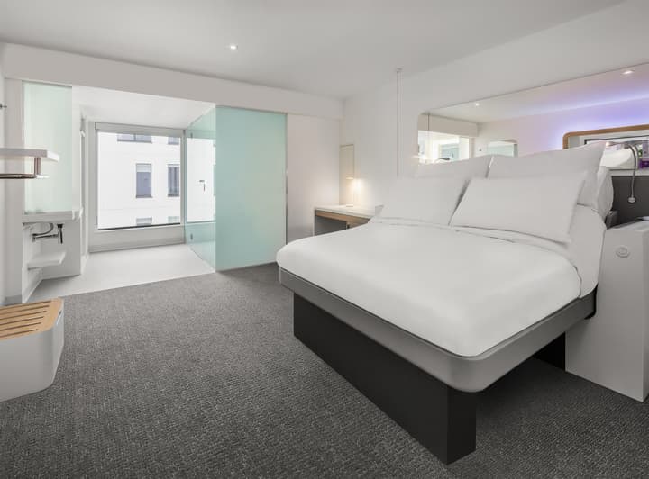 YOTEL Edinburgh
