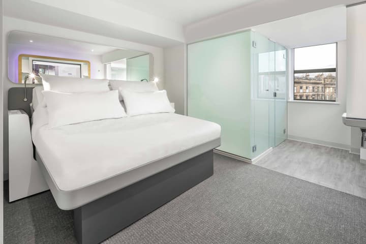 YOTEL Edinburgh, Select by Hilton