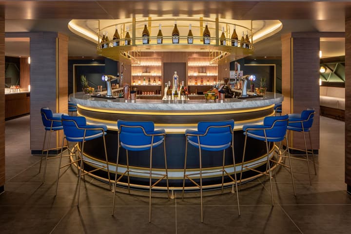 YOTEL Edinburgh, Select by Hilton