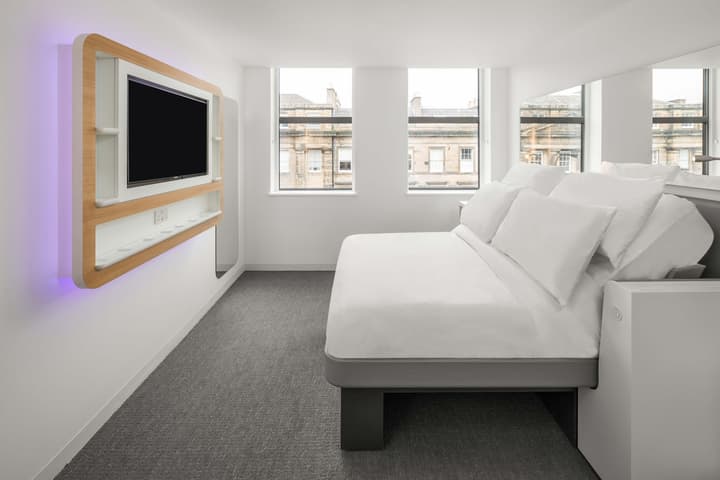 YOTEL Edinburgh