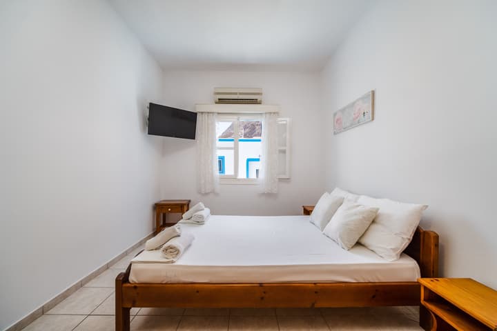 Ancient Thera Apartments