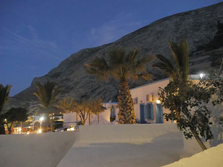 Ancient Thera Apartments