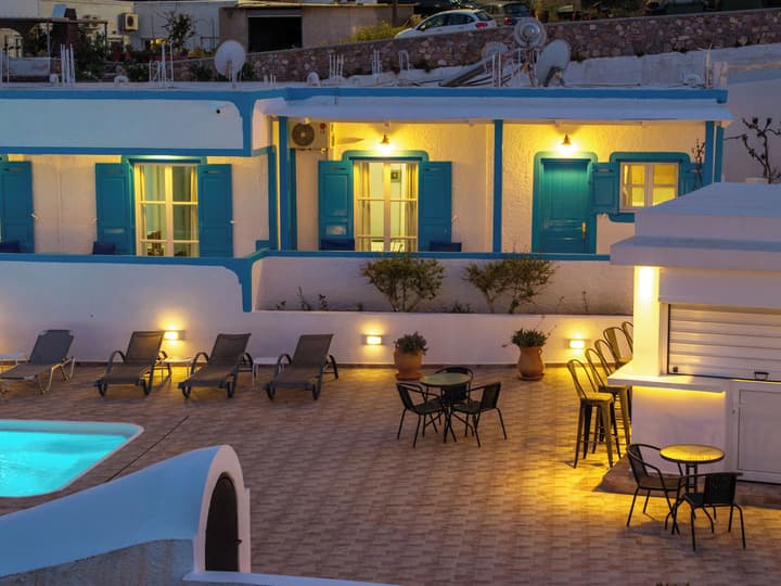Ancient Thera Apartments