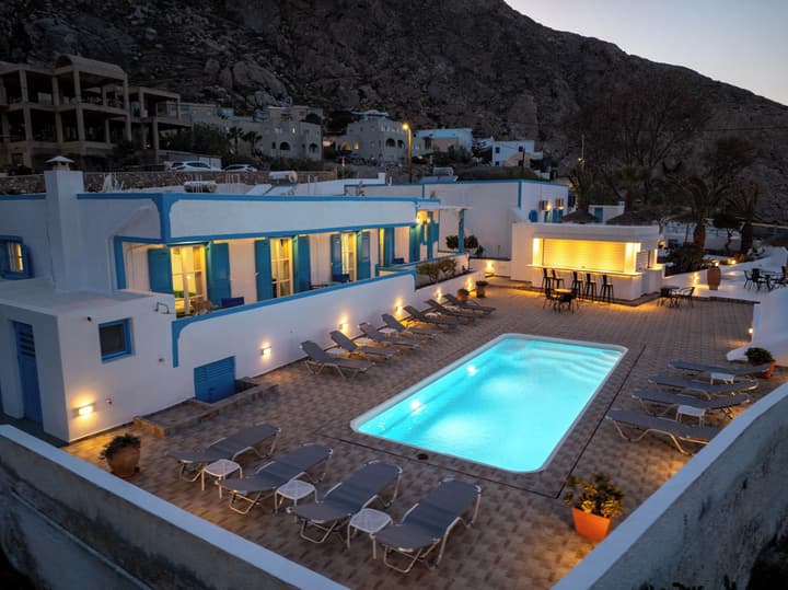 Ancient Thera Apartments