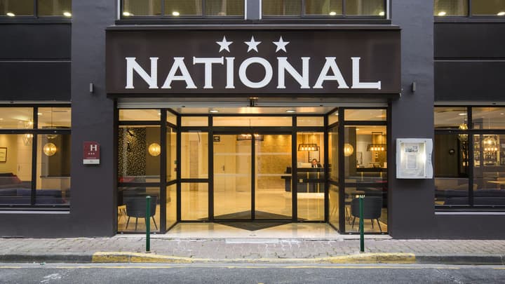 Hotel National