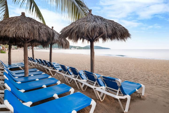 Decameron Isla Coral Guayabitos Ramada All Inclusive Resort