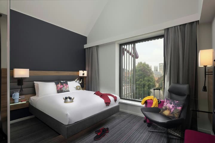 Moxy York