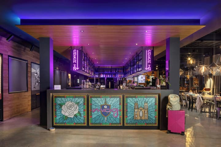 Moxy York