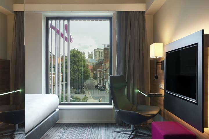 Moxy York