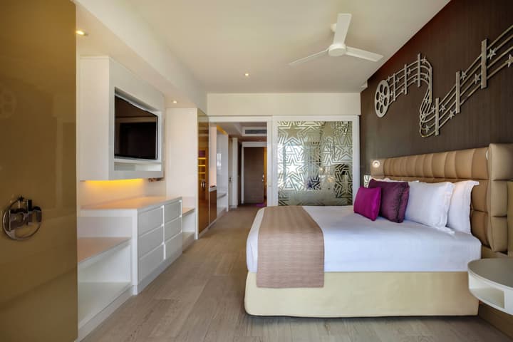 Planet Hollywood Cancun by Royalton, An Autograph Collection All-Inclusive Resort