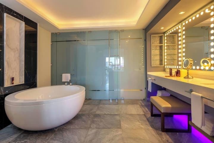 Planet Hollywood Cancun by Royalton, An Autograph Collection All-Inclusive Resort