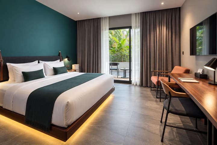 Baitong Hotel & Resort