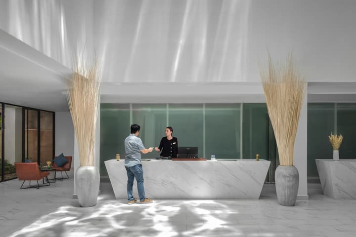 Baitong Hotel & Resort