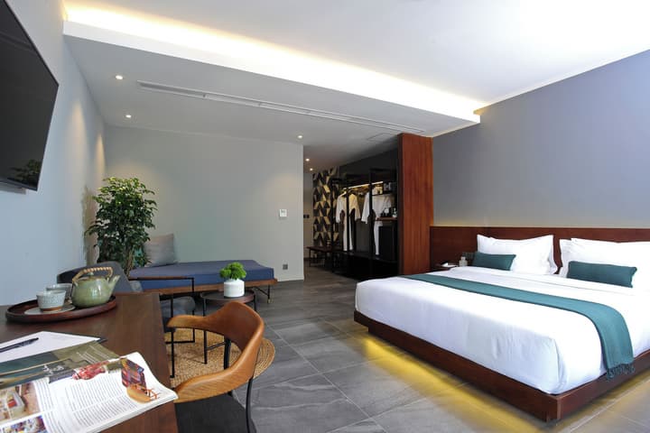 Baitong Hotel & Resort