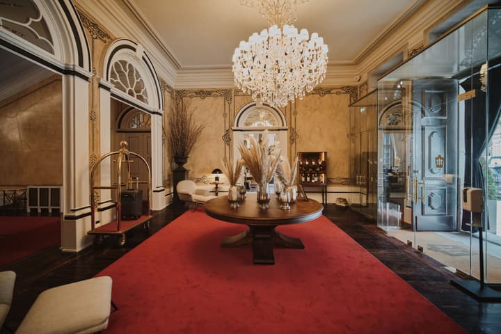 Torel Palace Porto