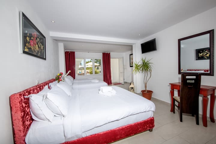 Arlene Suites