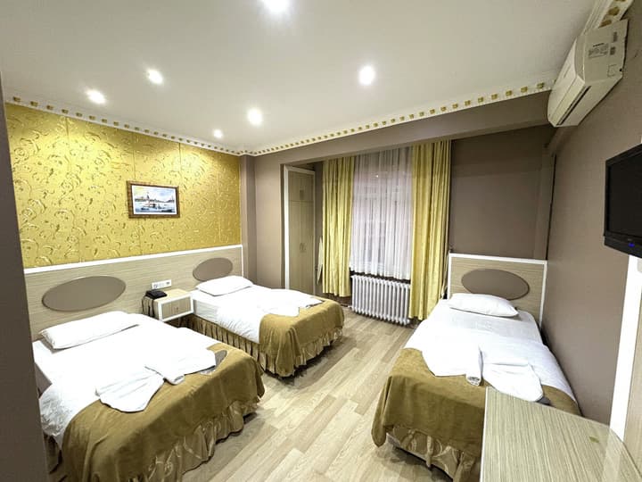 Grand Oral Hotel