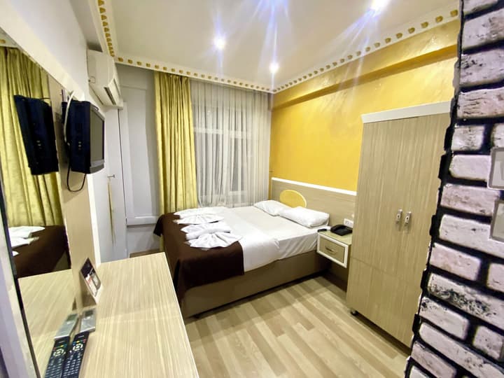 Grand Oral Hotel