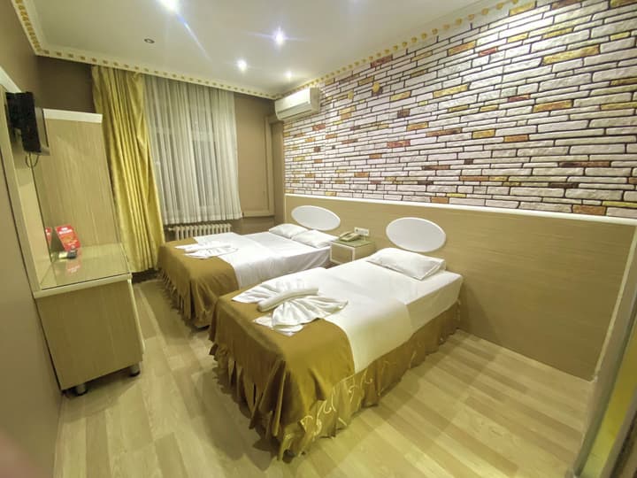 Grand Oral Hotel