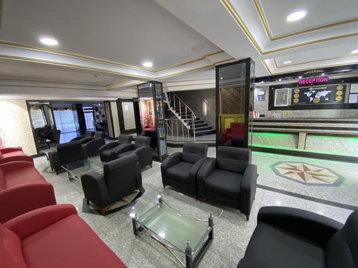 Grand Oral Hotel