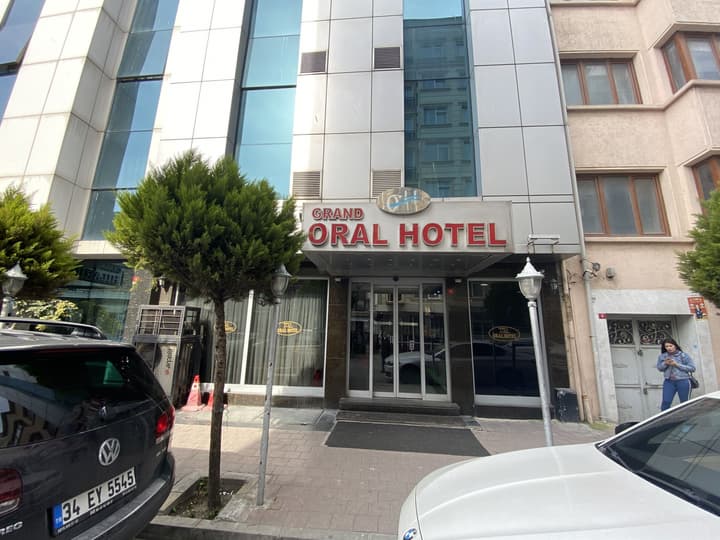 Grand Oral Hotel