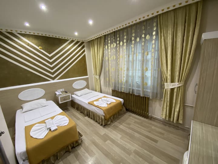 Grand Oral Hotel