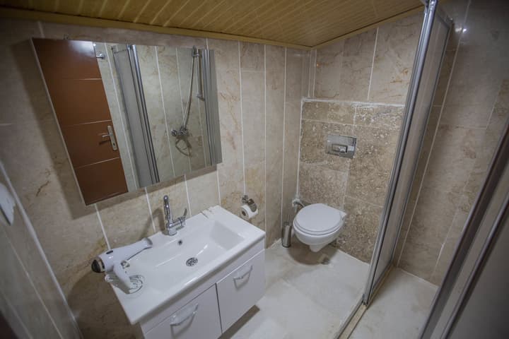 Capiedra Hotel