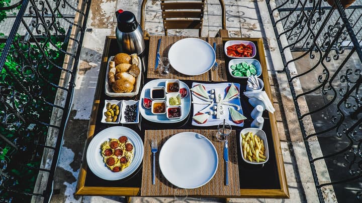 Capiedra Hotel