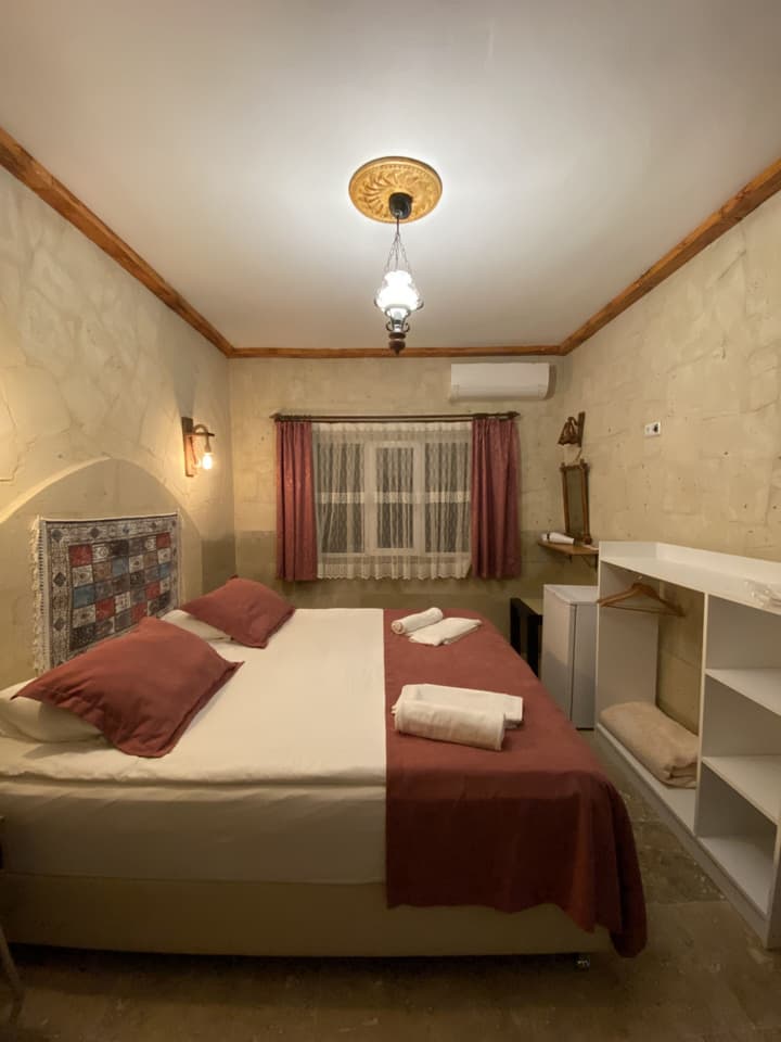 Capiedra Hotel