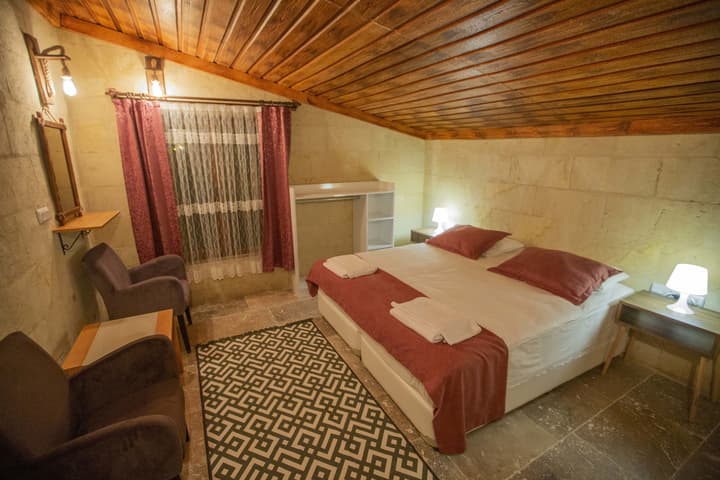 Capiedra Hotel
