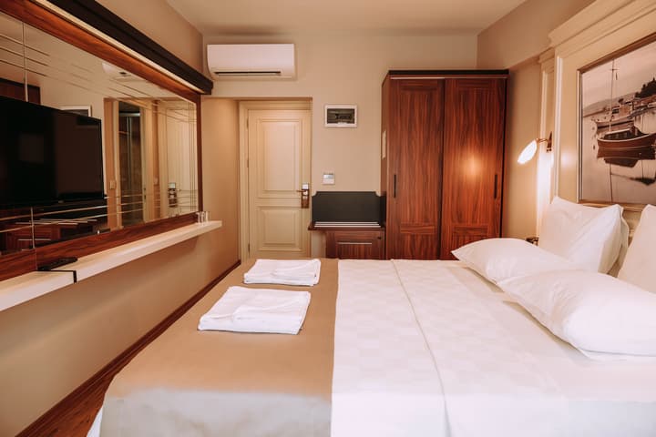Armida City Hotel