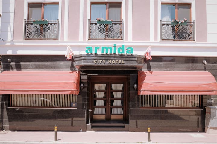 Armida City Hotel