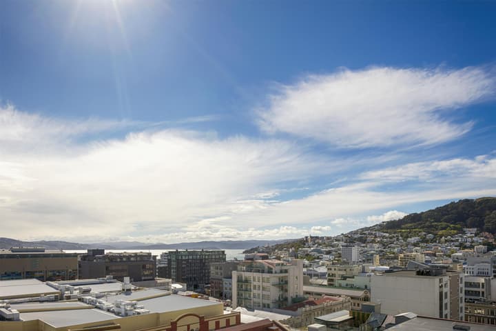 Oaks Wellington Hotel