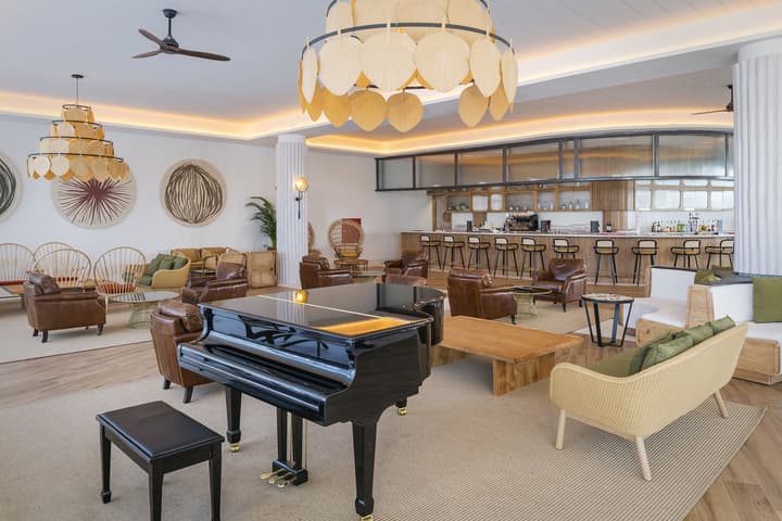 Ocean Coral Spring - All Inclusive