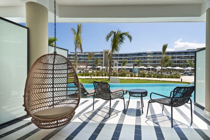Ocean Coral Spring - All Inclusive