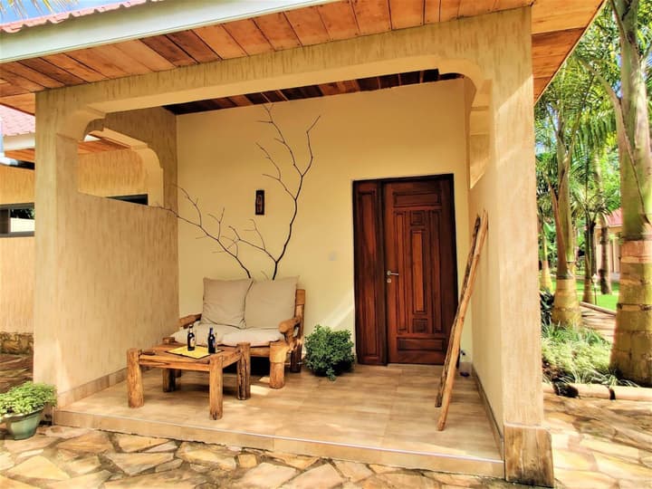 Chanya Lodge