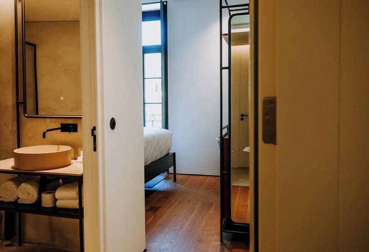 Exmo Hotel by Olivia
