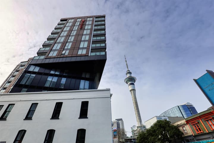 Ramada Suites By Wyndham Victoria Street West