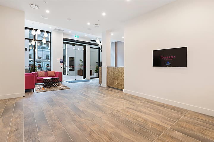 Ramada Suites By Wyndham Victoria Street West