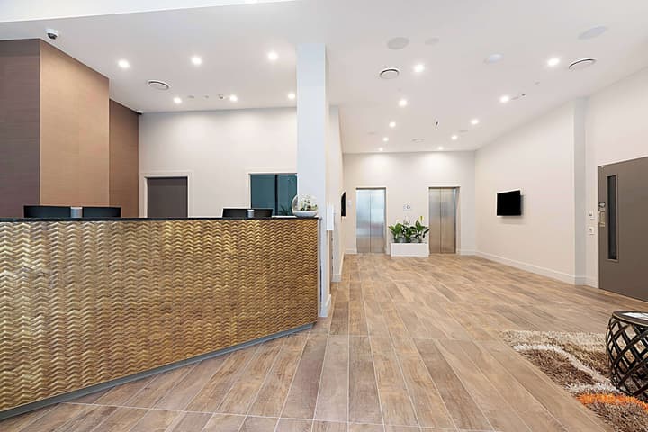 Ramada Suites By Wyndham Victoria Street West