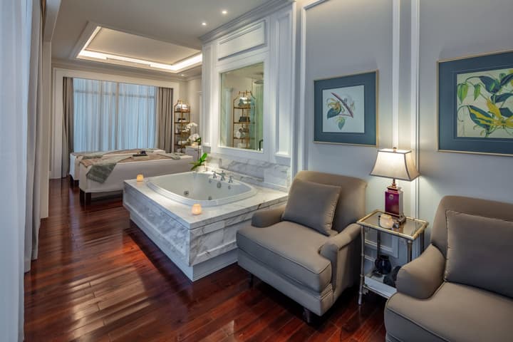 Mia SaiGon Luxury Boutique Hotel